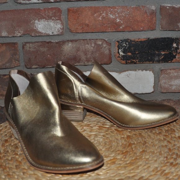 Kelsi Dagger Shoes - New Kelsi Dagger Anthropologie Brooklyn Kenmare  Gold Leather Ankle Bootie 8.5